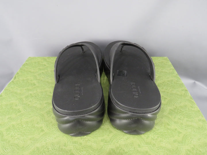 GUCCI Logo-debossed Platform Flip-flops