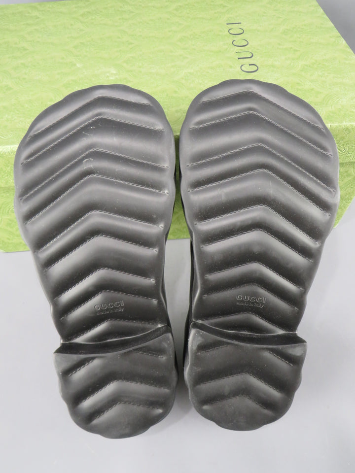 GUCCI Logo-debossed Platform Flip-flops