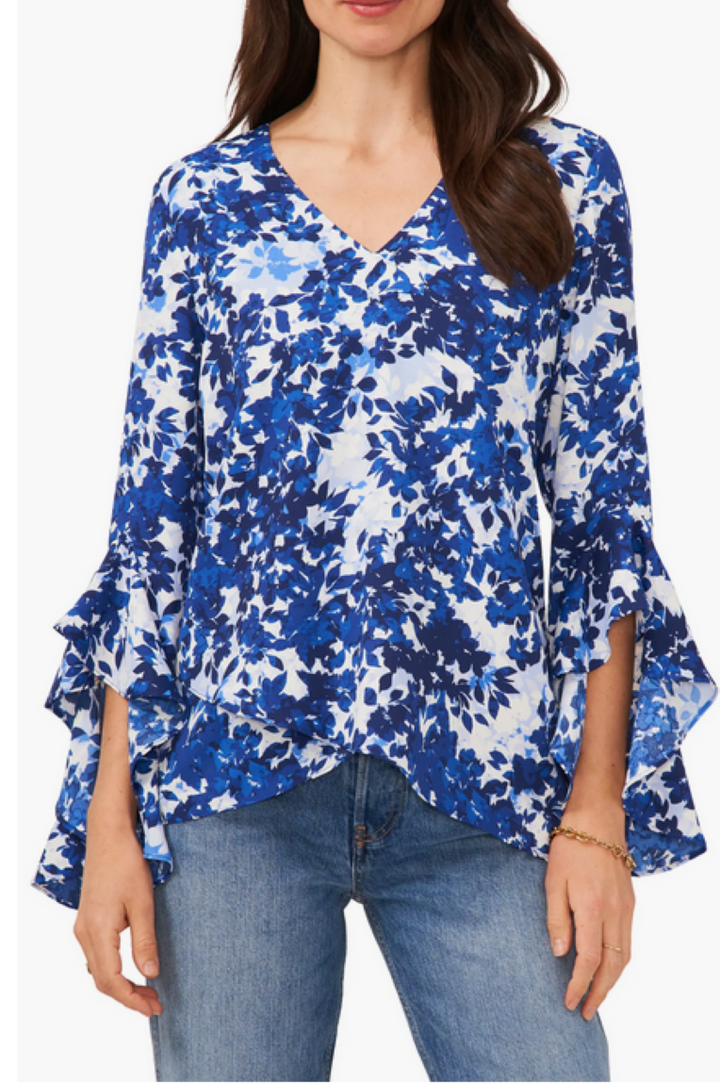 VINCE CAMUTO V Neck Flutter Top