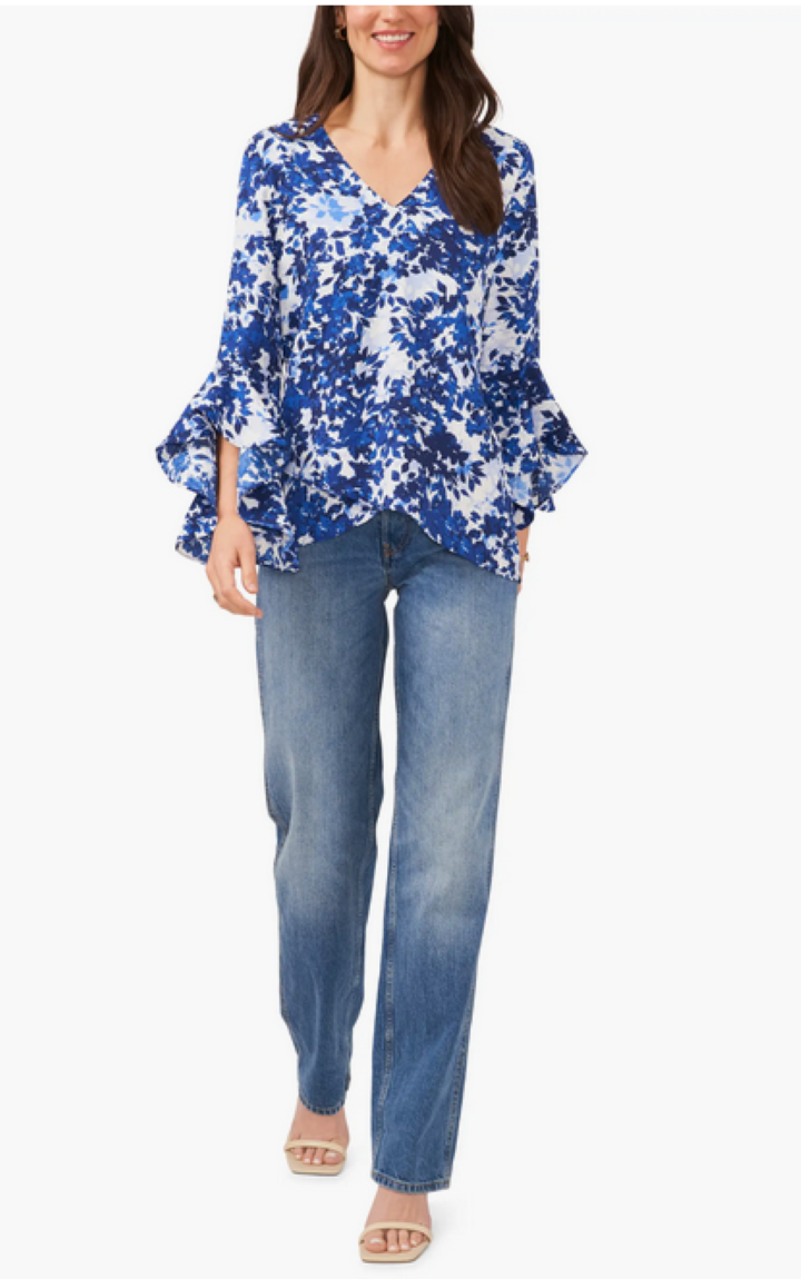 VINCE CAMUTO V Neck Flutter Top