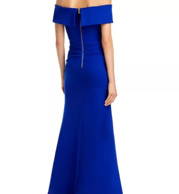 AQUA Off-the-Shoulder Scuba Crepe Gown