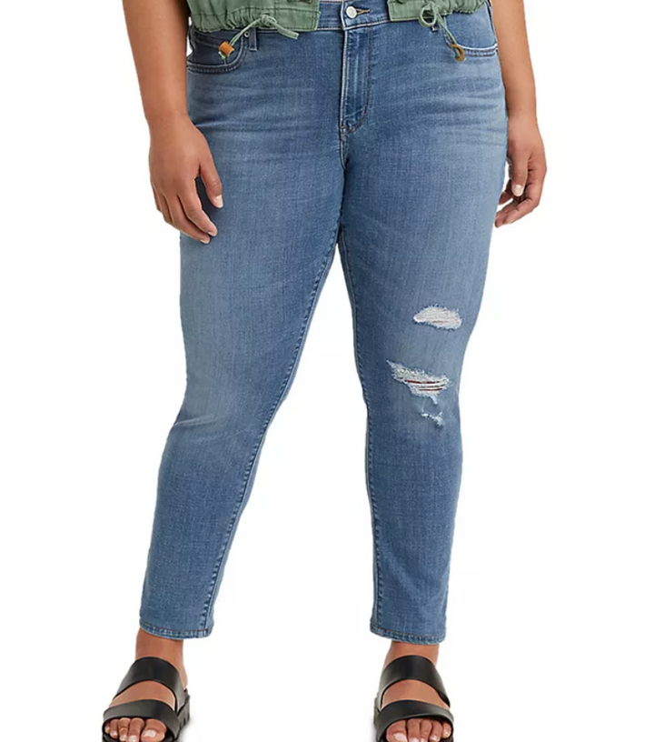 Levi's Trendy Plus Size 711 Skinny Jeans