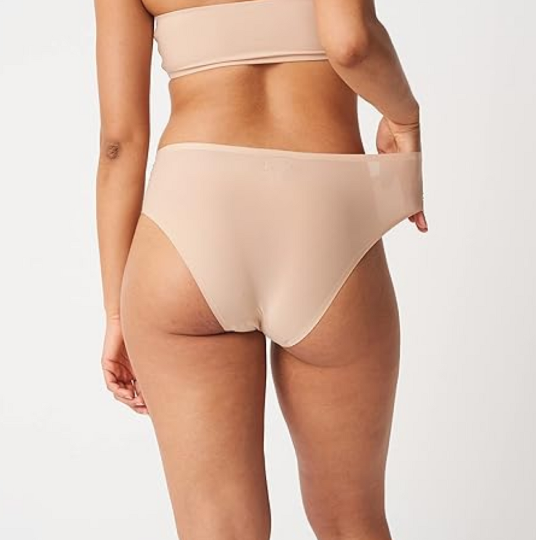 Chantelle Soft Stretch One-Size Hi-Cut Briefs