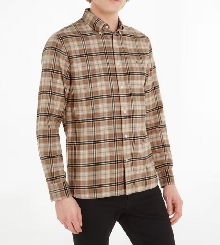 Tommy Hilfiger MEN Regular-Fit Brushed Plaid Shirt