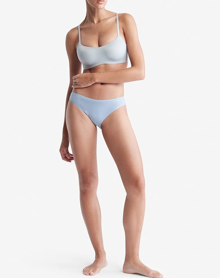 Calvin Klein Liquid Touch Lightly Lined Bralette