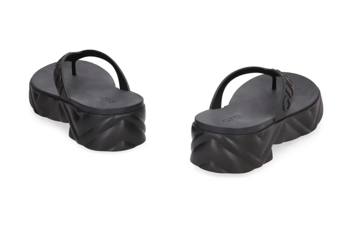 GUCCI Logo-debossed Platform Flip-flops