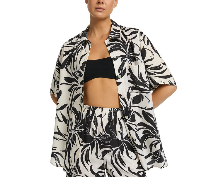 JETS Queen Of The Night Short Sleeve Swim Cover-Up Shirt