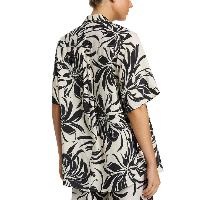 JETS Queen Of The Night Short Sleeve Swim Cover-Up Shirt