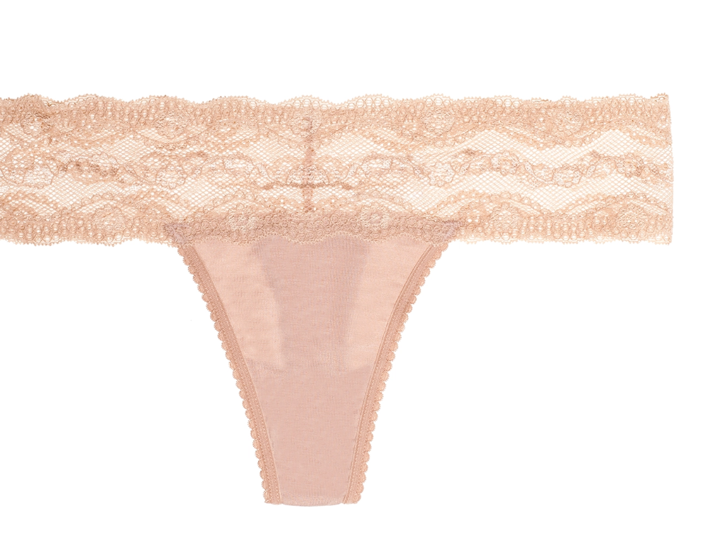 B.tempt'd by Wacoal B.adorable Lace Thong