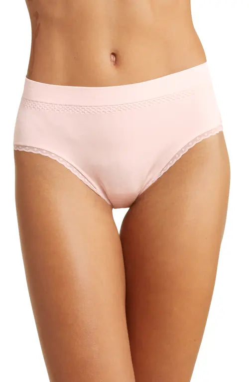 Wacoal B.Smooth Lace Seamless High-Cut Briefs