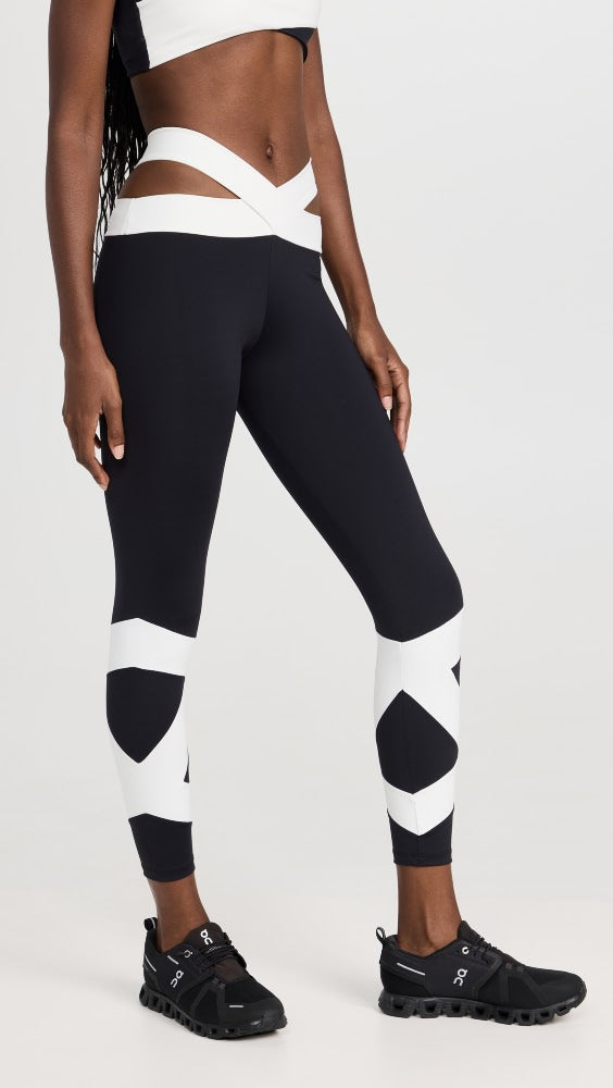 Port De Bras Cross Pointe Cutout Waist Leggings