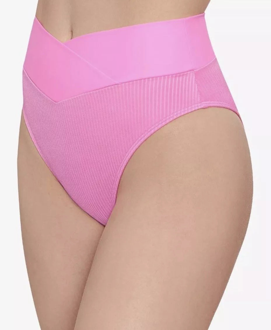 Salt + Cove Juniors' Not What It Seams Crossover Bikini Bottoms
