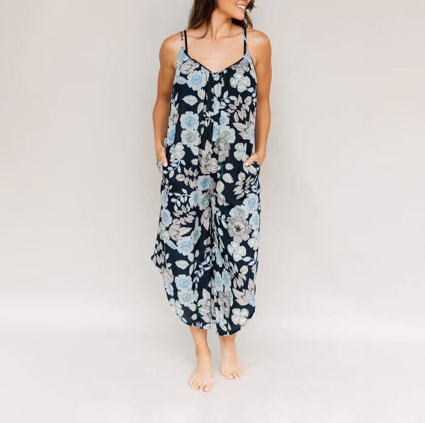 J. Valdi Printed Flowy Cropped Jumpsuit Cover-Up